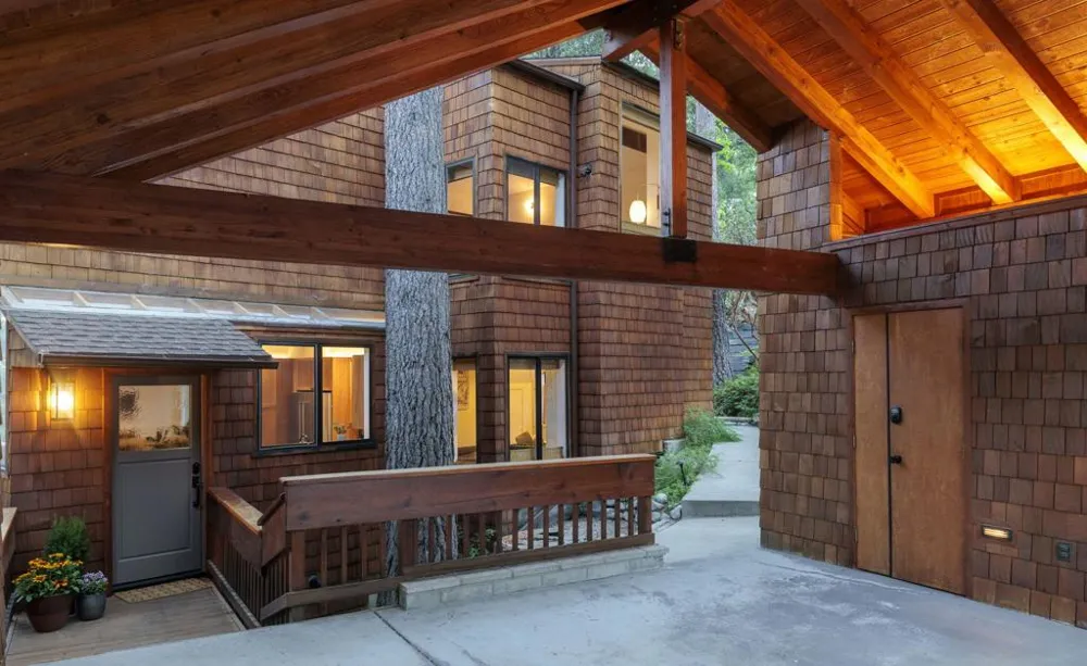55100 Pine Crest Drive Idyllwild, CA 92549