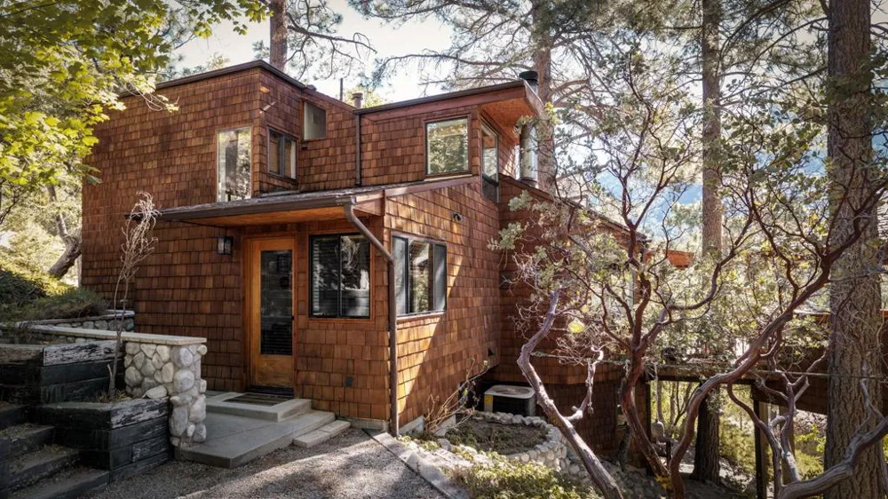 55100 Pine Crest Drive Idyllwild, CA 92549