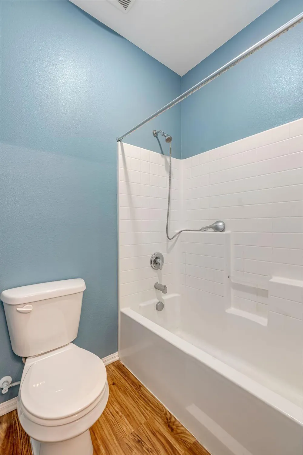 277 Bloomington Avenue #207 Rialto, CA 92376