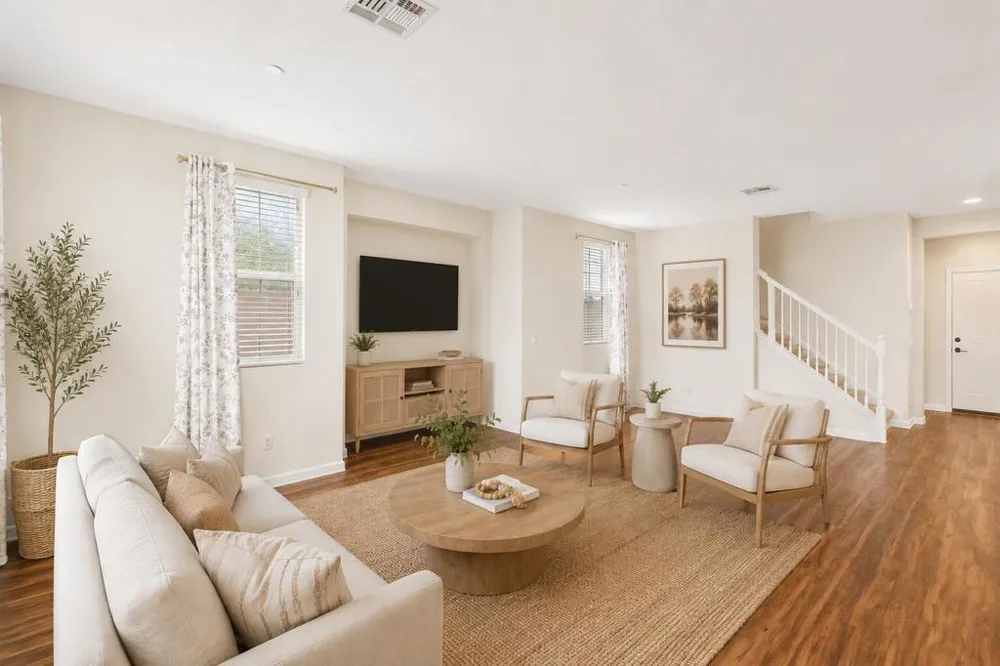 277 Bloomington Avenue #207 Rialto, CA 92376