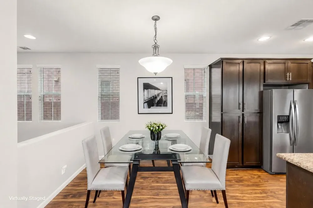 277 Bloomington Avenue #207 Rialto, CA 92376