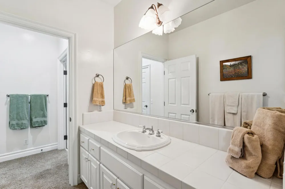 391 Cedar Ridge Drive Lake Arrowhead, CA 92352