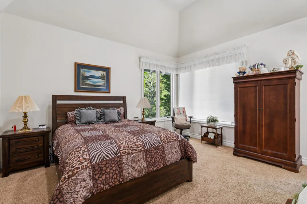 391 Cedar Ridge Drive Lake Arrowhead, CA 92352