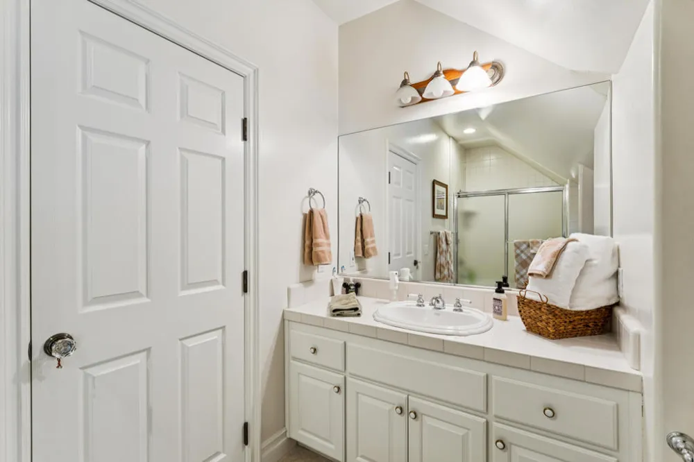 391 Cedar Ridge Drive Lake Arrowhead, CA 92352