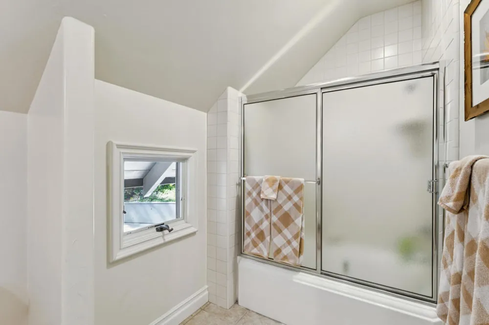391 Cedar Ridge Drive Lake Arrowhead, CA 92352