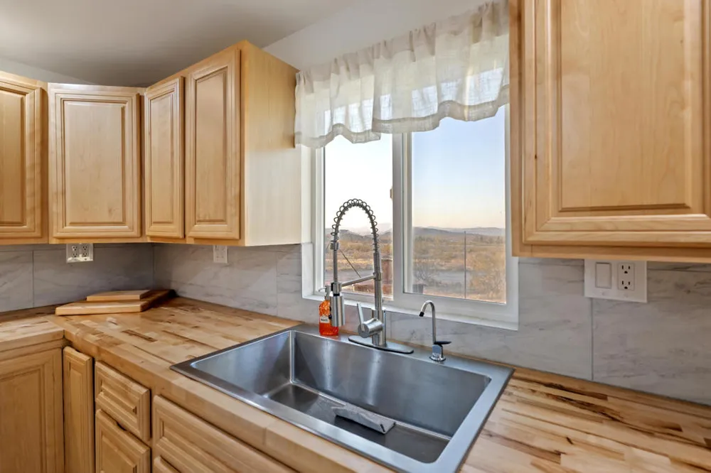 5096 Old Woman Springs Road Johnson Valley, CA 92285