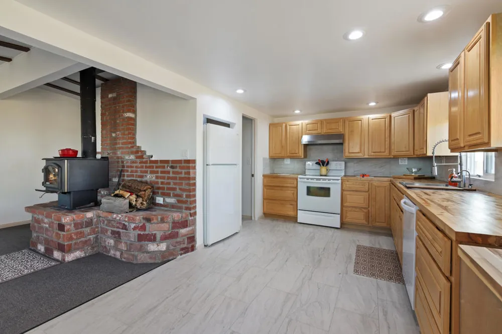 5096 Old Woman Springs Road Johnson Valley, CA 92285