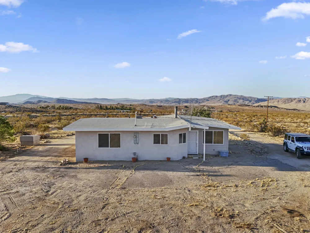 5096 Old Woman Springs Road Johnson Valley, CA 92285