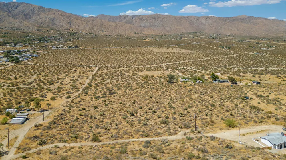 Canyon Road Morongo Valley, CA 92256