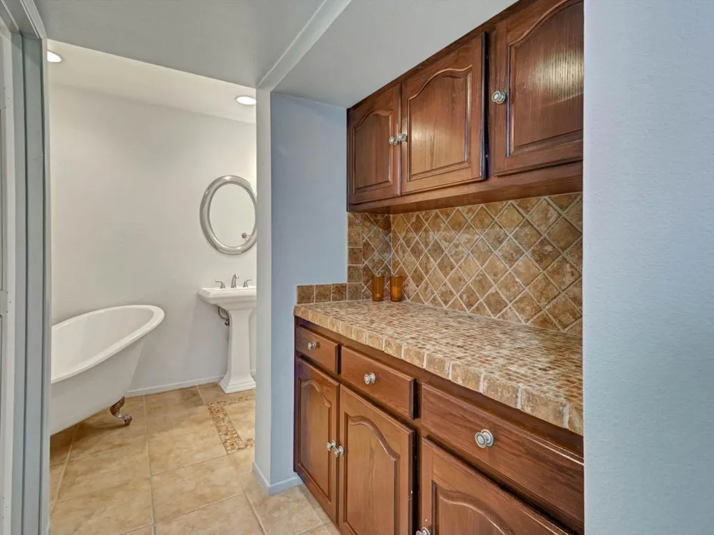 35886 Paseo Circulo W Cathedral City, CA 92234