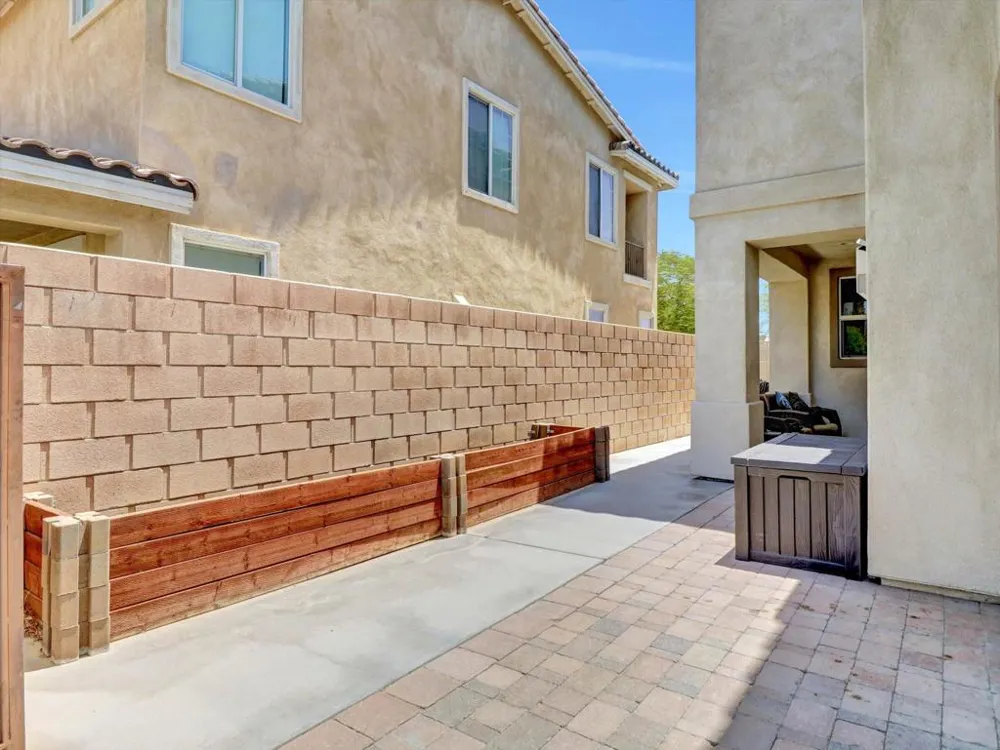 83328 Wagon Road Indio, CA 92203