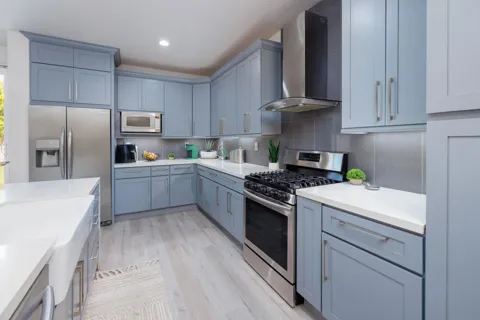 83808 Avenida Verano