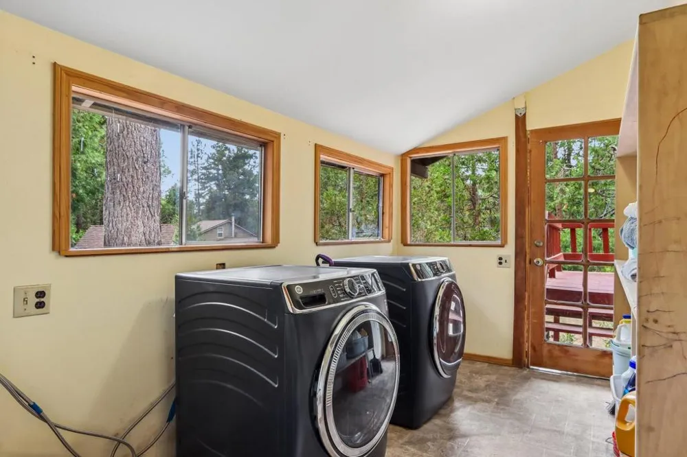 54820 Fern Drive Idyllwild, CA 92549