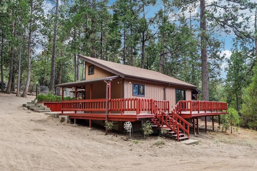 54820 Fern Drive Idyllwild, CA 92549