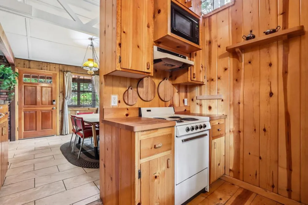54820 Fern Drive Idyllwild, CA 92549