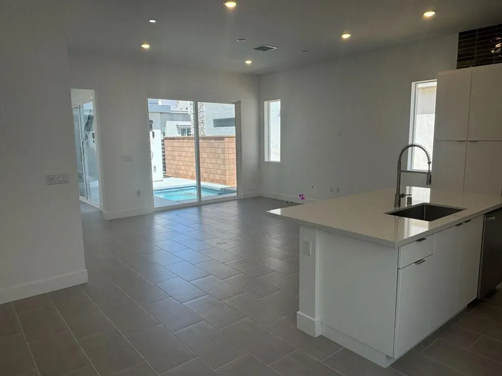 2674 Lavender Lane Palm Springs, CA 92264