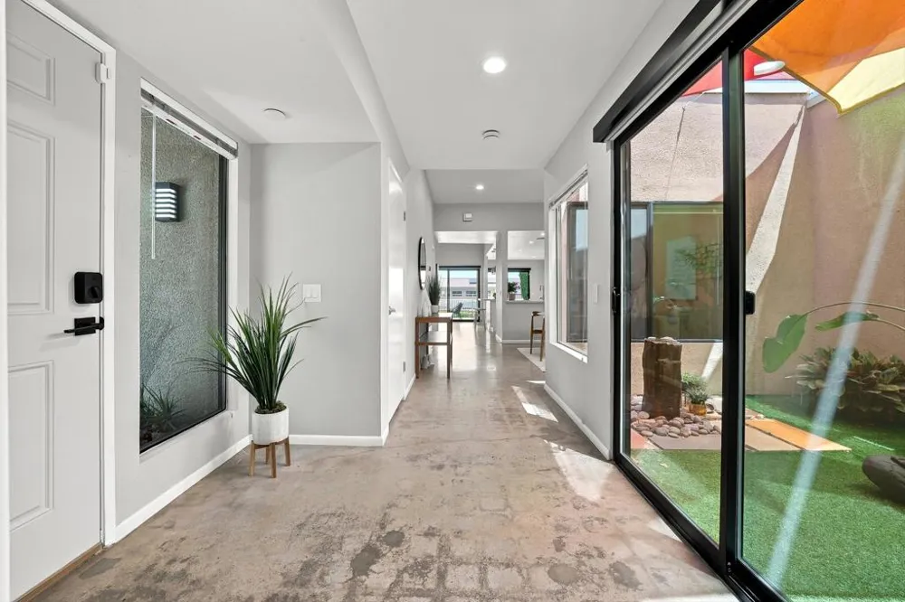 72302 Merry Vale Way Palm Desert, CA 92260
