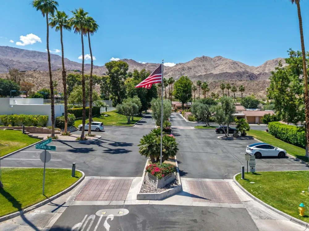 72302 Merry Vale Way Palm Desert, CA 92260