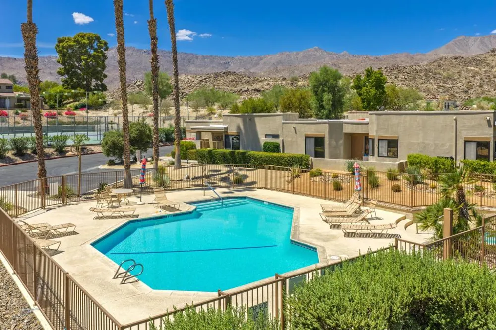 72302 Merry Vale Way Palm Desert, CA 92260