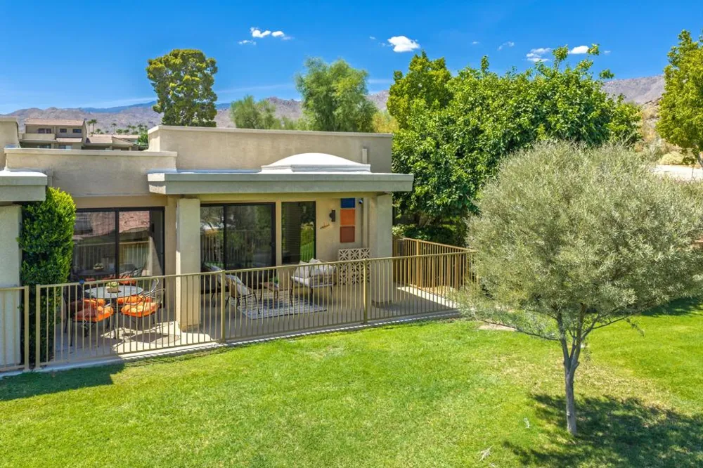 72302 Merry Vale Way Palm Desert, CA 92260