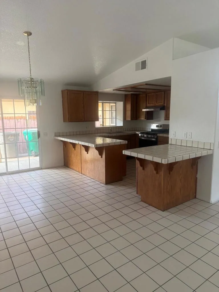 51975 Avenida Villa La Quinta, CA 92253