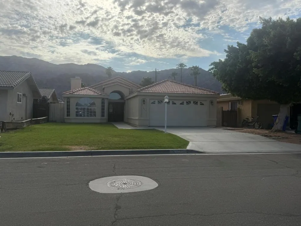 51975 Avenida Villa La Quinta, CA 92253