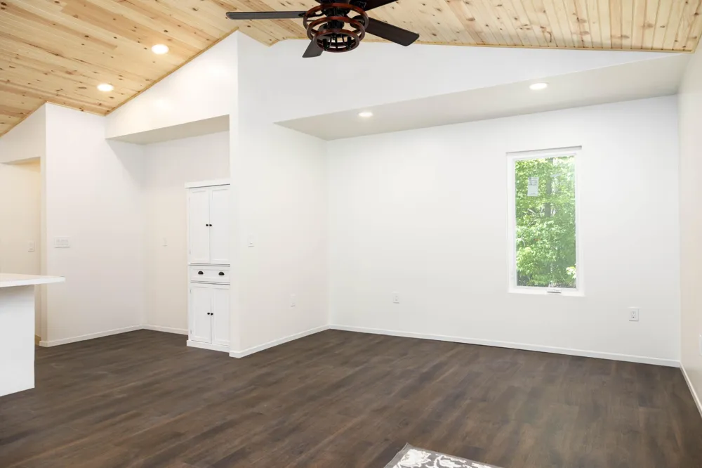 144 Caron Drive Spring City, TN 37381