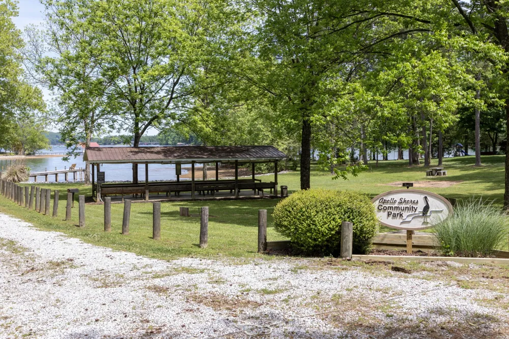 144 Caron Drive Spring City, TN 37381