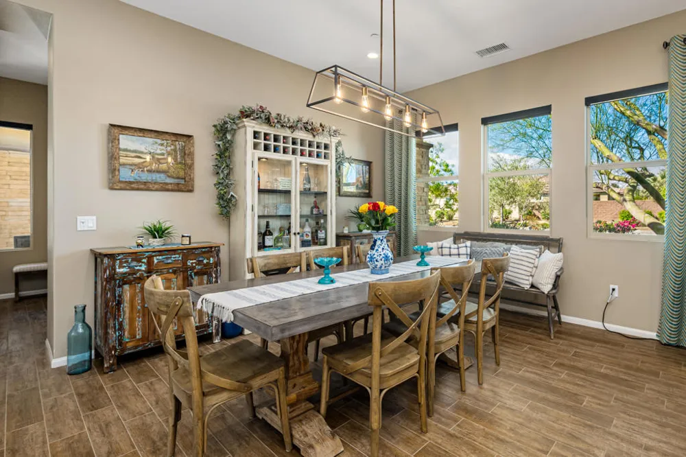 82707 Monarchos Indio, CA 92201