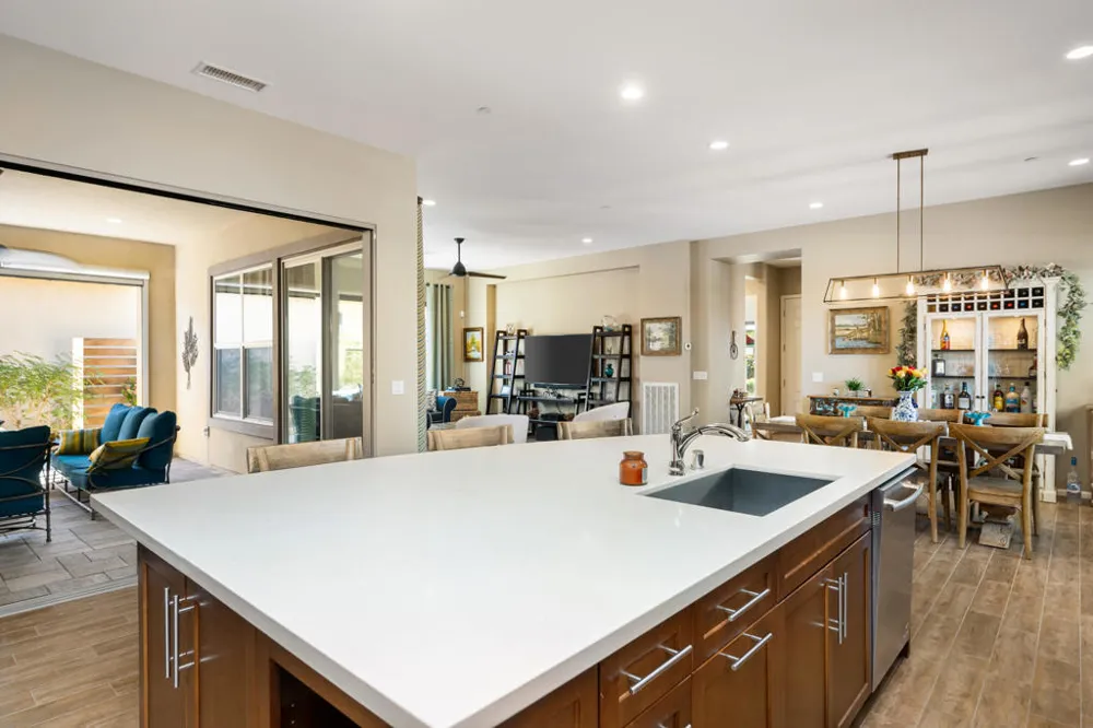 82707 Monarchos Indio, CA 92201