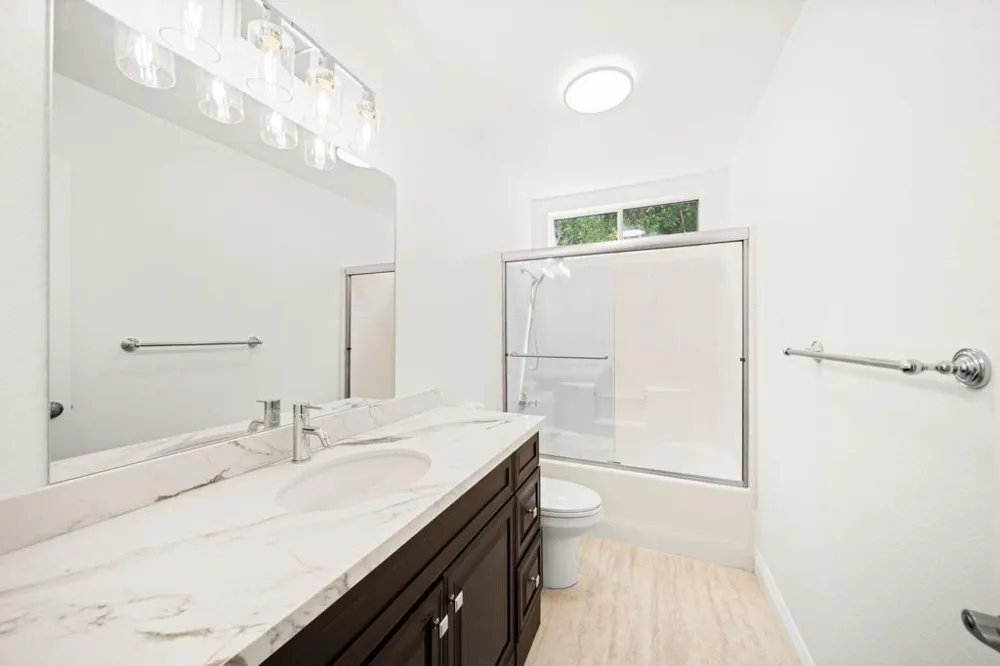 37762 Drexell Drive Palm Desert, CA 92211