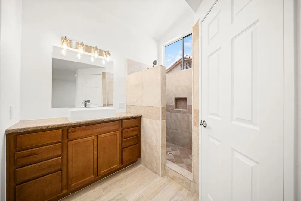 37762 Drexell Drive Palm Desert, CA 92211