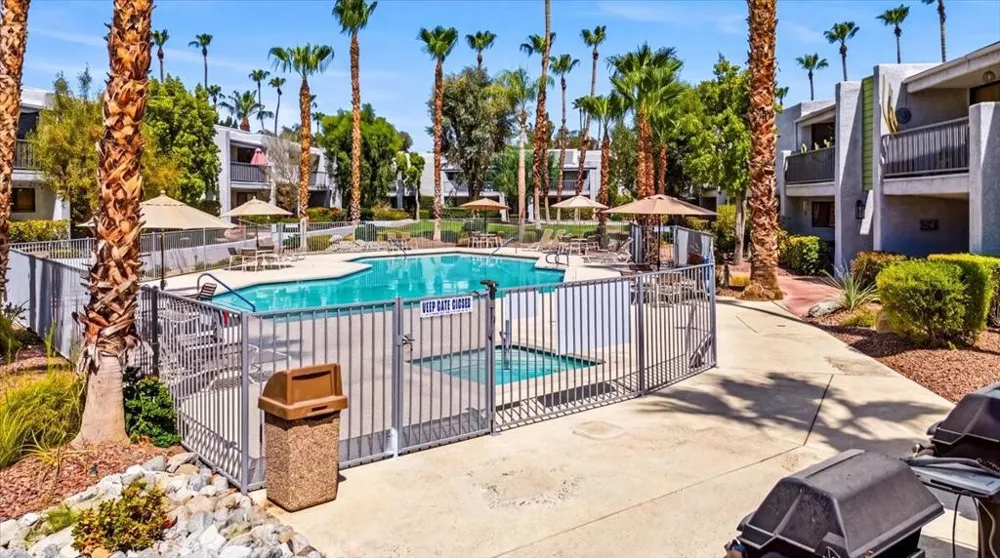 3155 E Ramon Road #906 Palm Springs, CA 92264