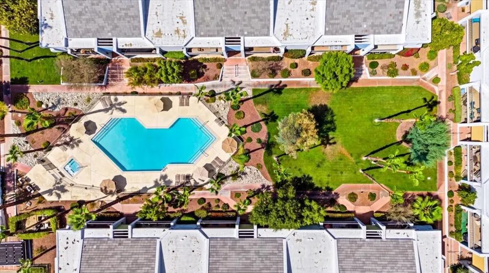 3155 E Ramon Road #906 Palm Springs, CA 92264