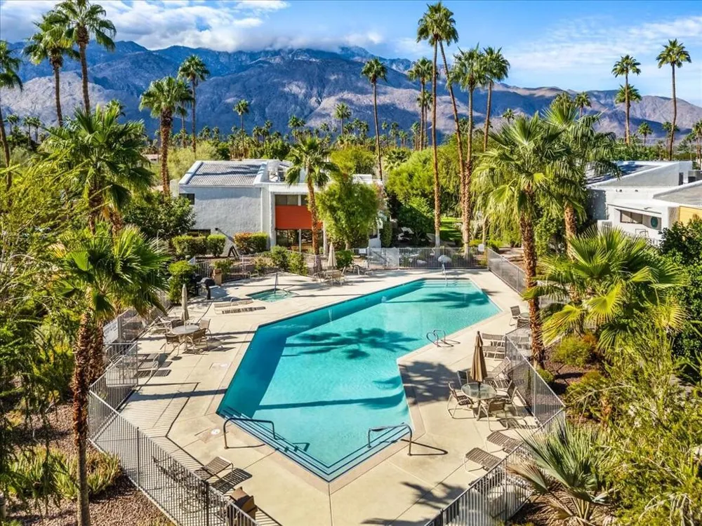 3155 E Ramon Road #906 Palm Springs, CA 92264