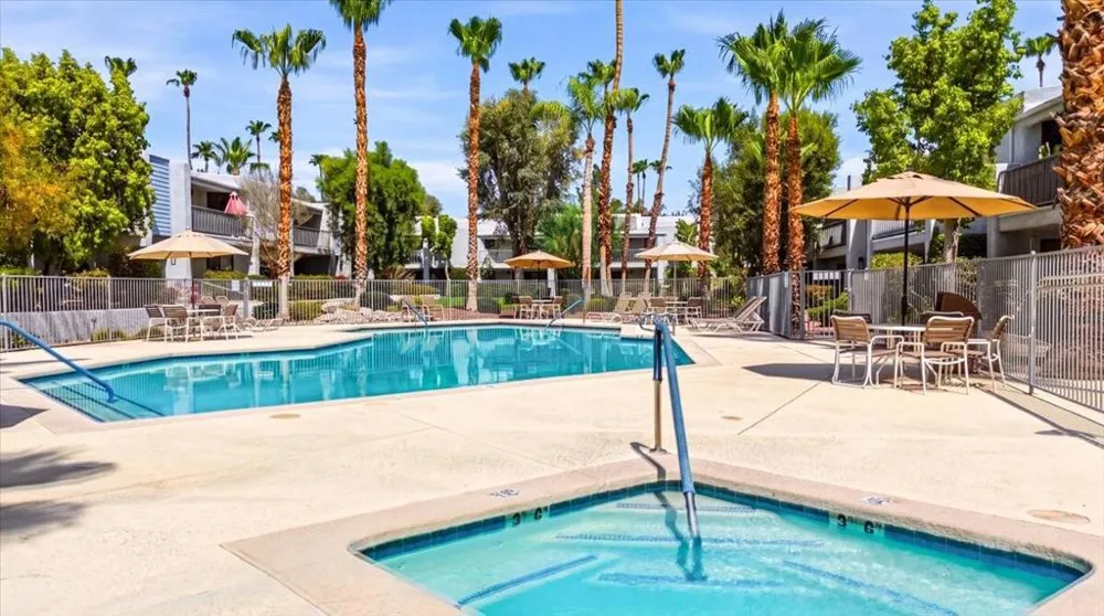 3155 E Ramon Road #906 Palm Springs, CA 92264