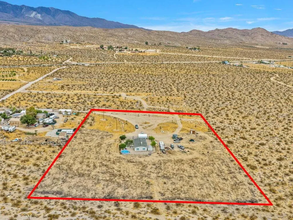 7780 Fairlane Road Lucerne Valley, CA 92356