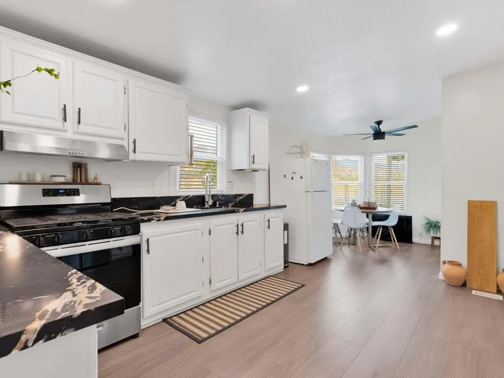 7780 Fairlane Road Lucerne Valley, CA 92356