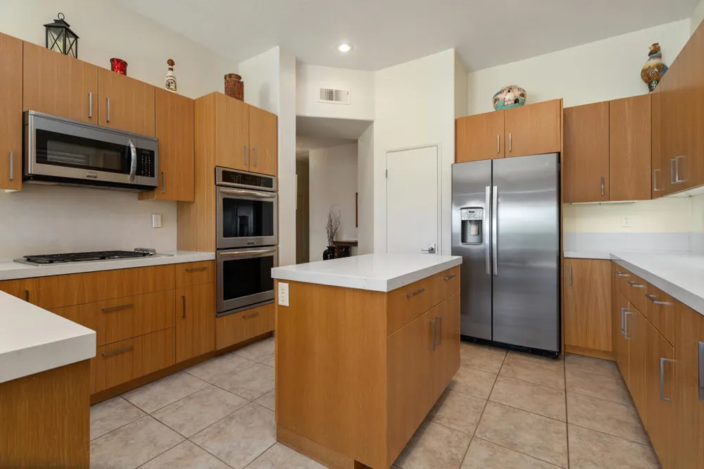 112 Kavenish Drive Rancho Mirage, CA 92270