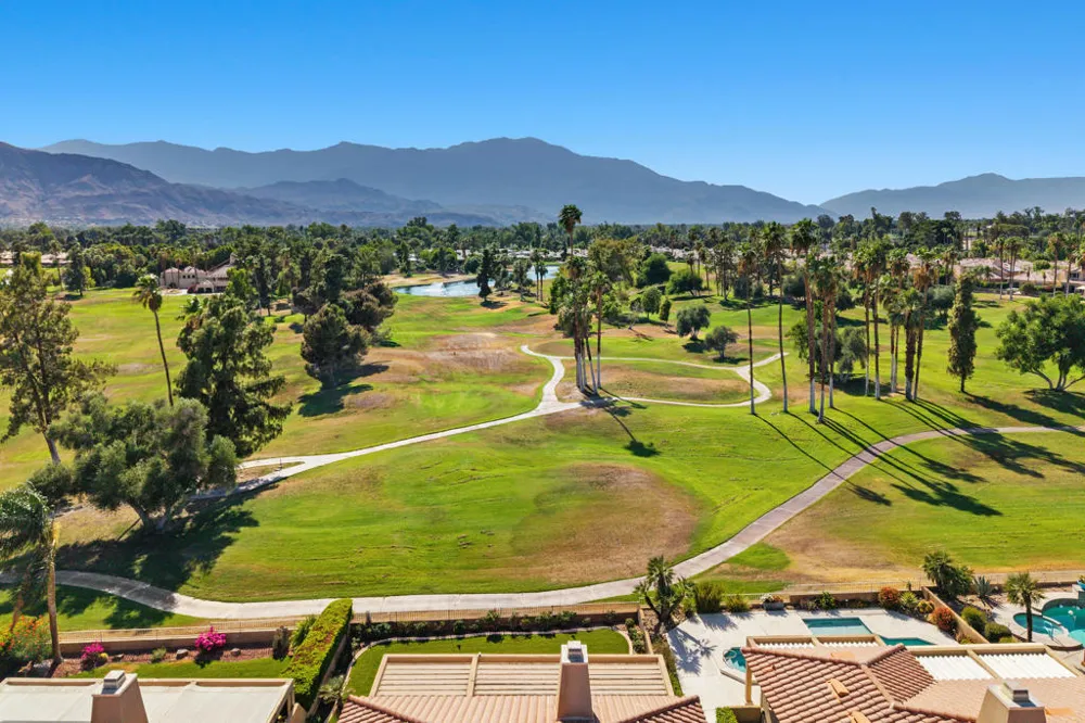 112 Kavenish Drive Rancho Mirage, CA 92270