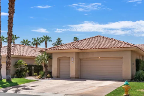 112 Kavenish Drive