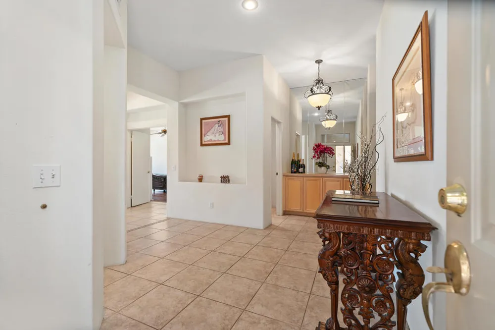 112 Kavenish Drive Rancho Mirage, CA 92270