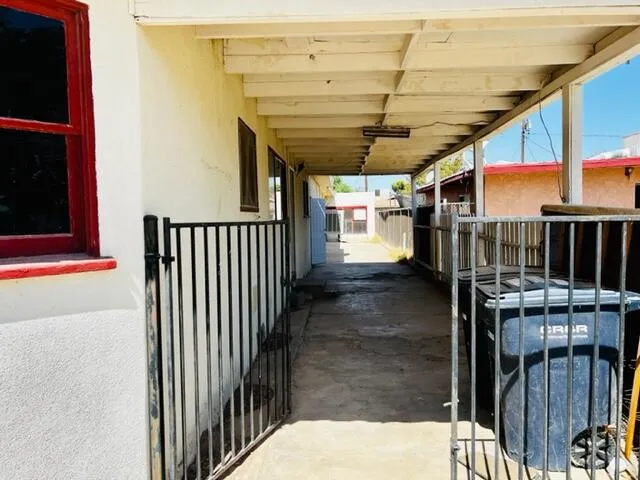 325 1st Street Blythe, CA 92225