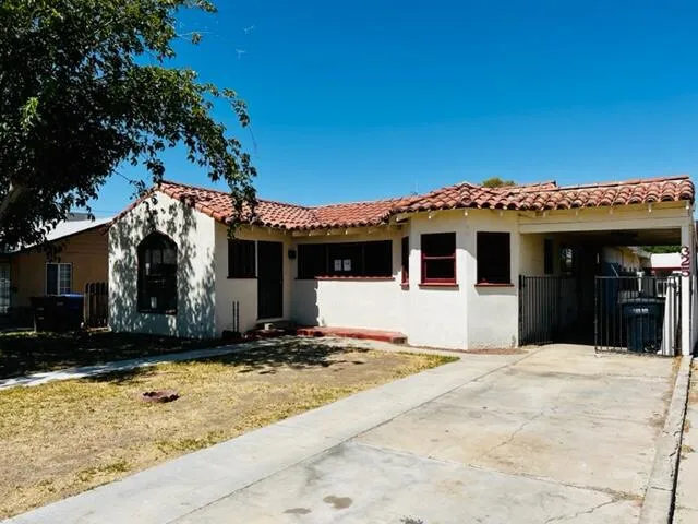 325 1st Street Blythe, CA 92225