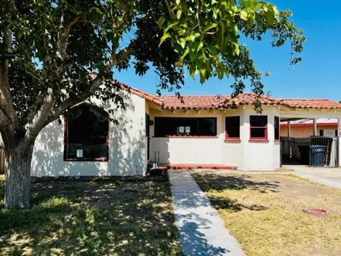 325 1st Street