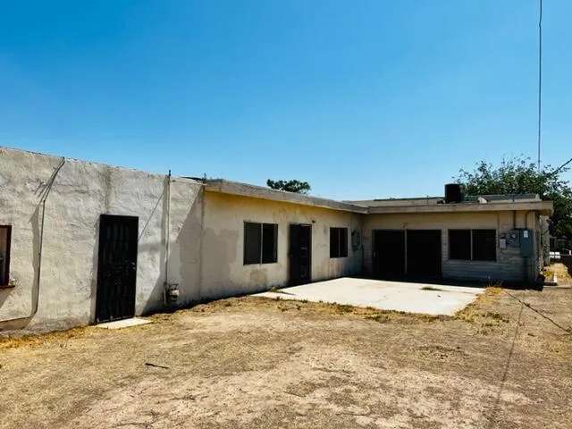 325 1st Street Blythe, CA 92225