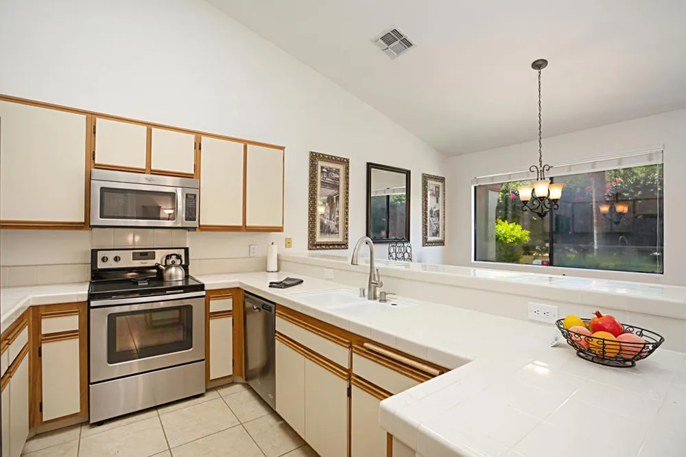 76915 Scimitar Way Palm Desert, CA 92211