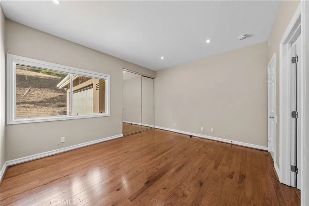 27880 Mount Whitney Yorba Linda, CA 92887
