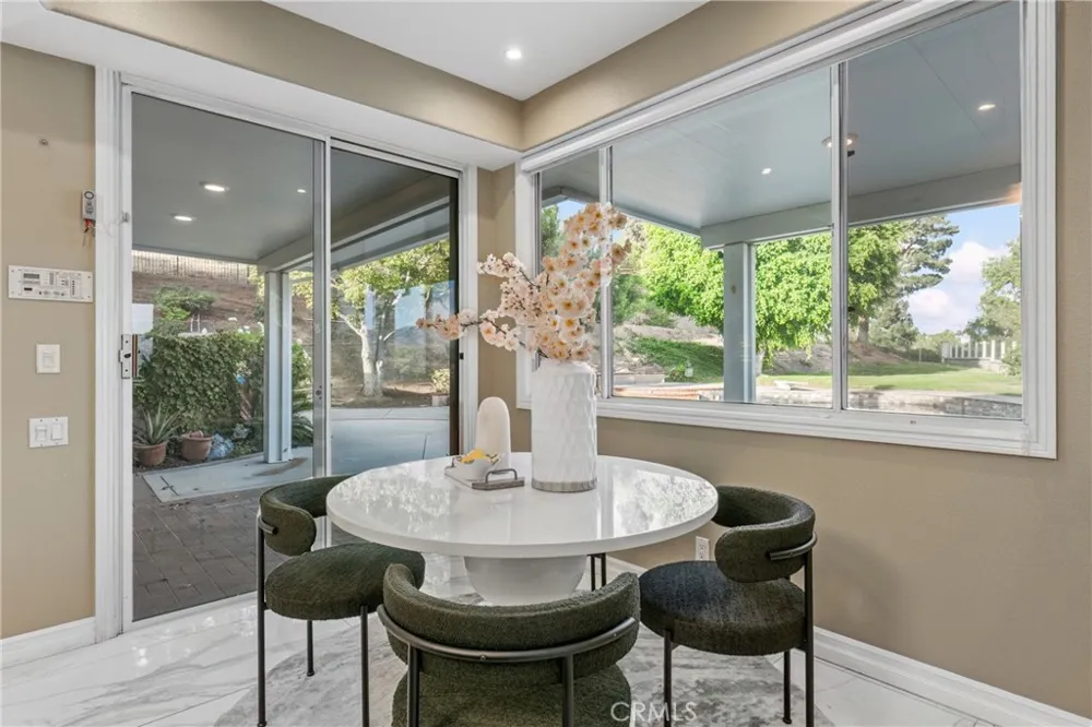 27880 Mount Whitney Yorba Linda, CA 92887