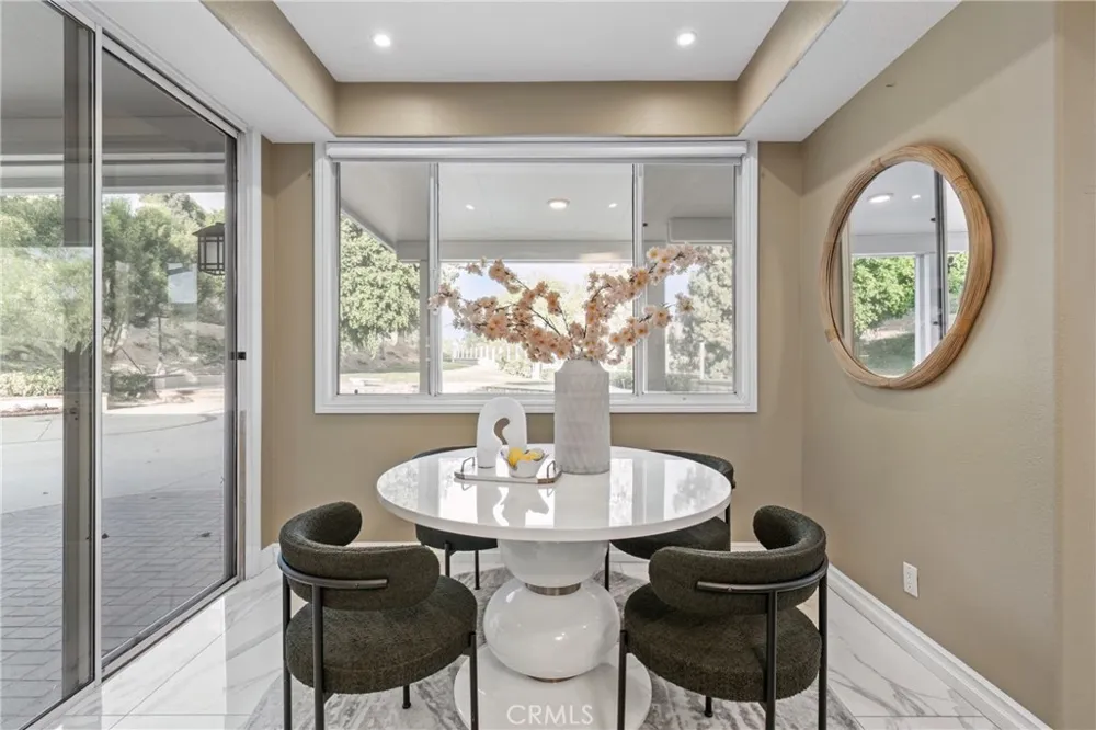 27880 Mount Whitney Yorba Linda, CA 92887